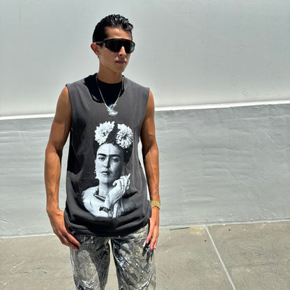 FRIDA KAHLO SLEVELESS TEE